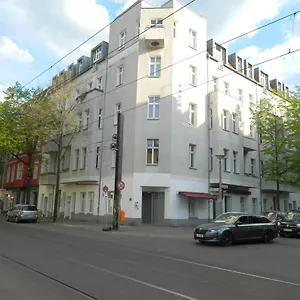 ks-apartments-berlin.find-berlin-hotels.com/